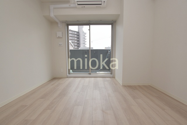 居室・リビング　※同じシリーズマンションの撮影となります、実際とは異なること