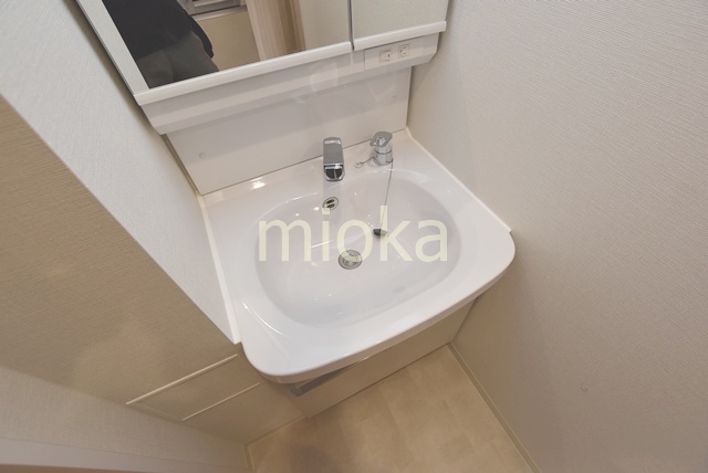 洗面設備　※同じシリーズマンションの撮影となります、実際とは異なること