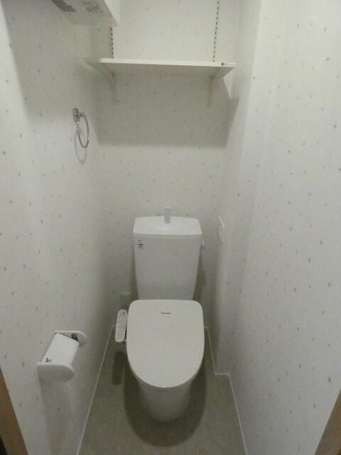 トイレ　トイレ