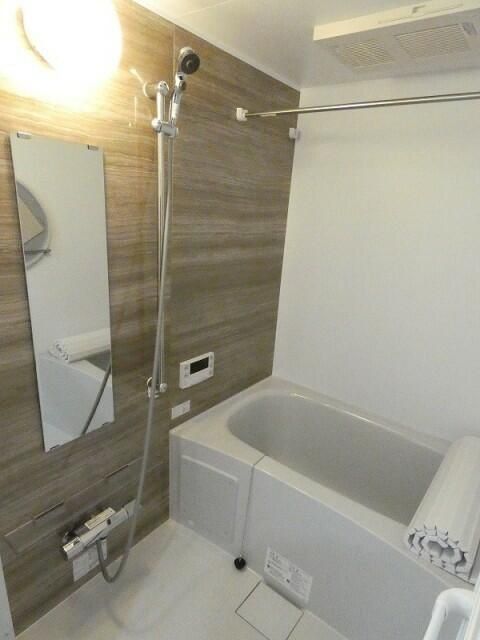 バス・シャワールーム　バス