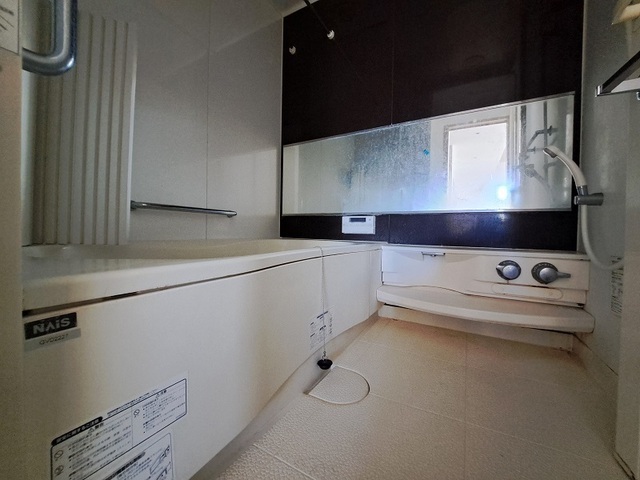 バス・シャワールーム　バスルーム