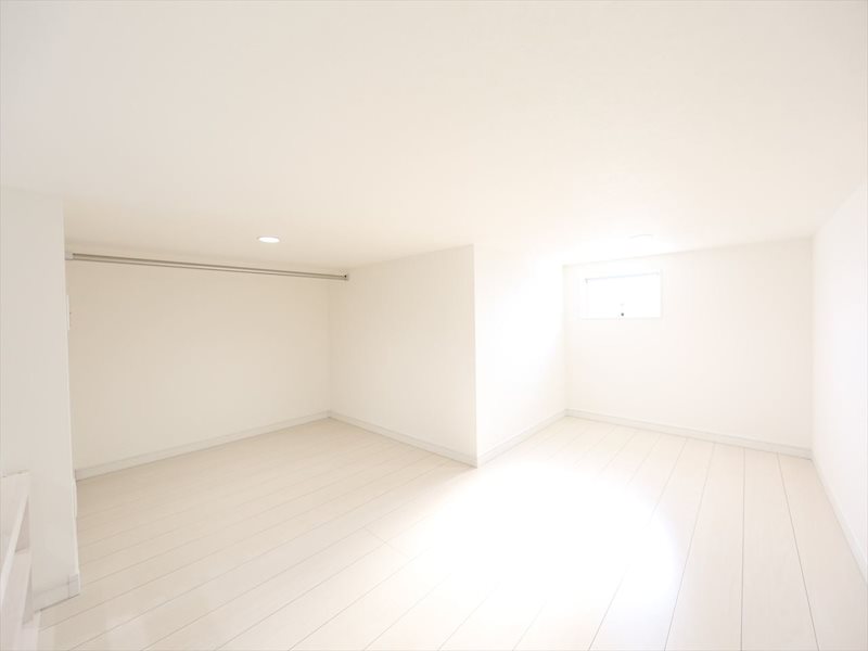 その他部屋・スペース　ロフト5帖（収納としてもお部屋としても使えます）