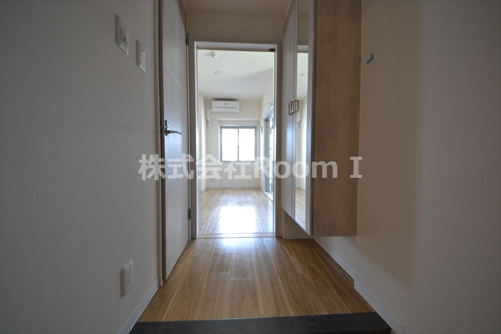 玄関　落ち着いた玄関です