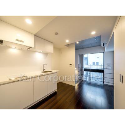 居室・リビング　同タイプ1階のお部屋を撮影。仕様が異なることがあります。