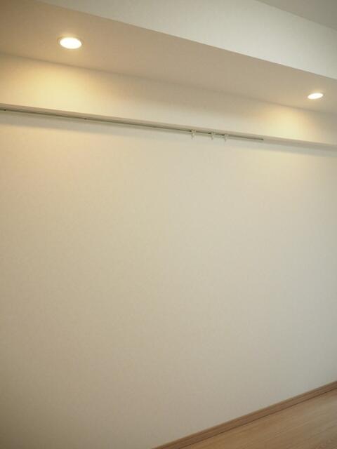 その他設備　ダウンライト