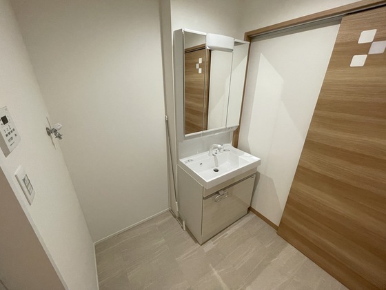 洗面設備　※別部屋の写真です