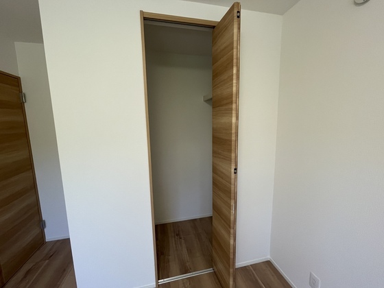 収納　※別部屋の写真です