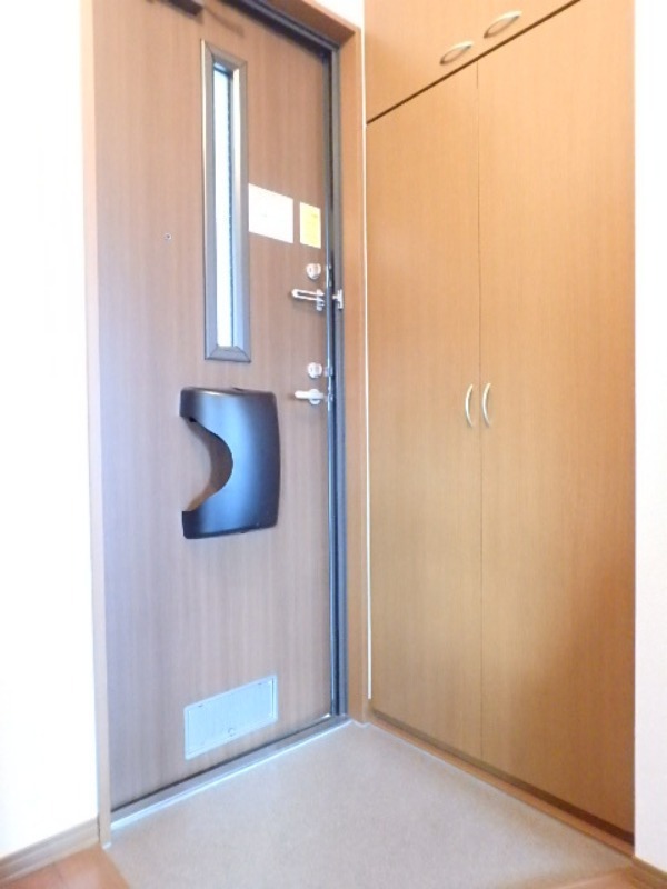 玄関　図面と現状に相違がある場合には現状を優先