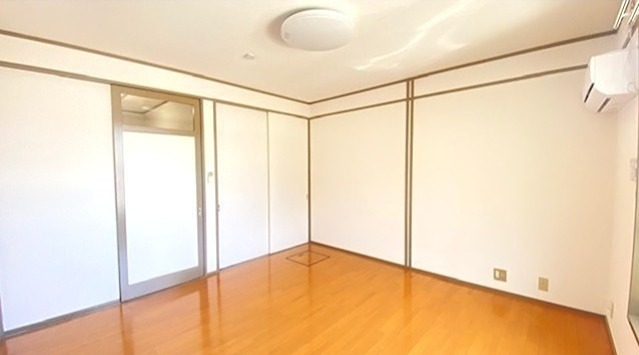 居室・リビング　インターネット無料！