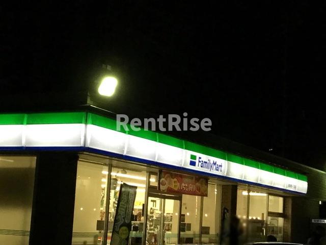 バス・シャワールーム　ファミリーマート 岩倉旭町一丁目店 0.6km