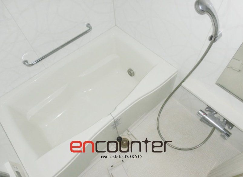 バス・シャワールーム　※同マンション別室参考写真