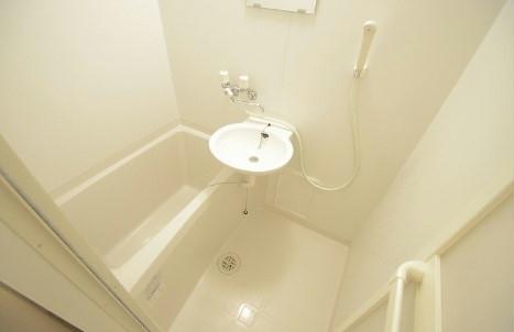 バス・シャワールーム　備品や設備仕様は号室等により異なります現地をご確認下さい。