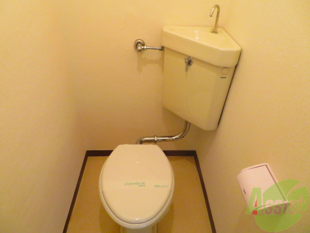 トイレ　トイレは個別になっていますのでゆっくりお使いください。