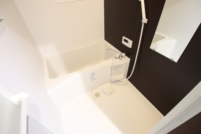 バス・シャワールーム　※別室の参考写真の為、現況優先です。