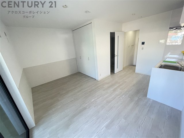 居室・リビング　角部屋住戸で過ごしやすく、おすすめです。