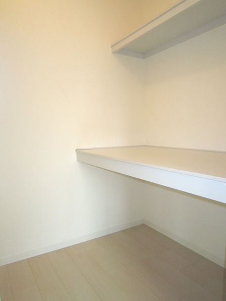 収納　ウォークインクロゼットでお部屋すっきり♪