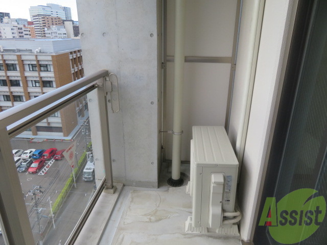 バルコニー　洗濯物がたくさん干せるバルコニーで嬉しいですね。