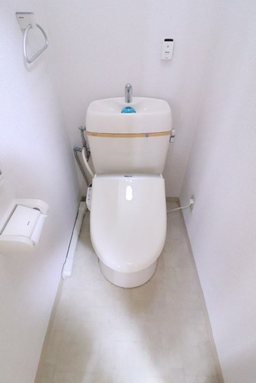 トイレ　※別部屋の写真です