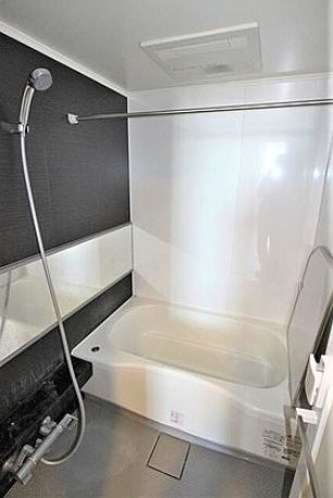 バス・シャワールーム　★追い焚き、浴室乾燥機付き★