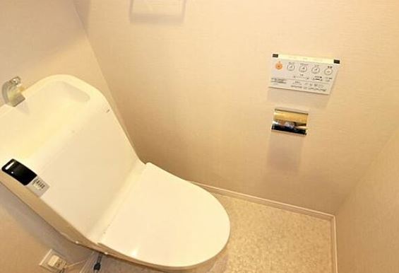 トイレ　★温水洗浄便座★