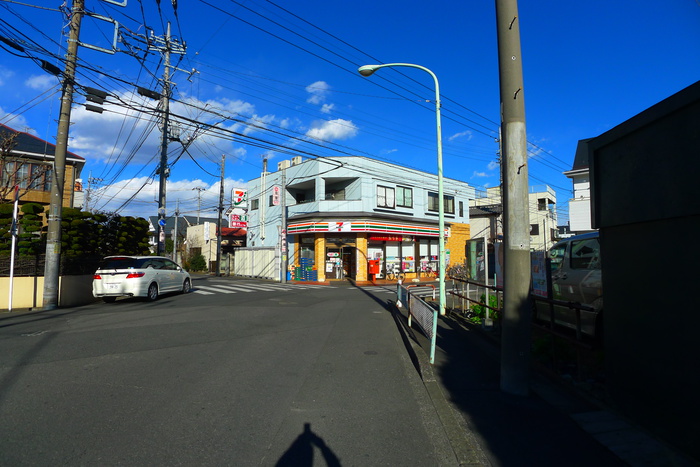 コンビニ　セブンイレブン（コンビニ）まで160m