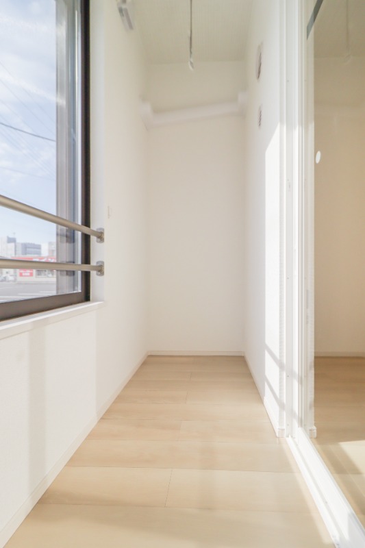 バルコニー　図面と現状に相違がある場合には現状を優先