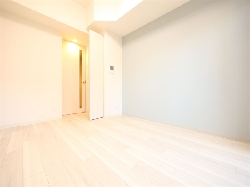 居室・リビング　洋室6.4帖　クローゼット付（収納充実してます）