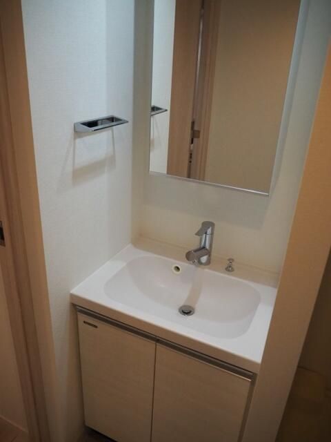 洗面設備　忙しい朝には欠かせない洗面所です