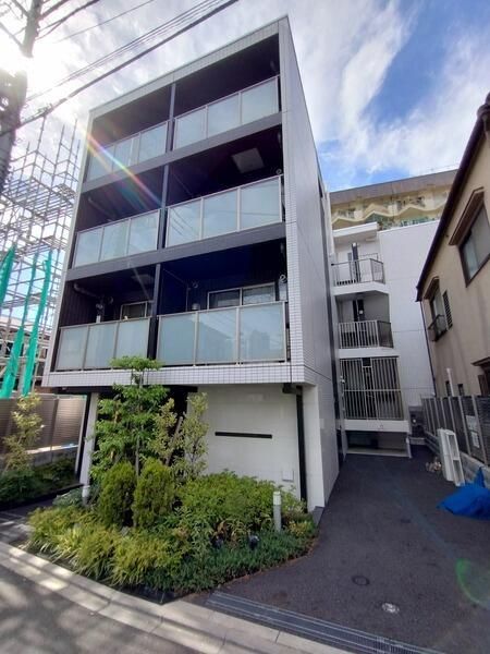 建物外観　外観は落ち着いています