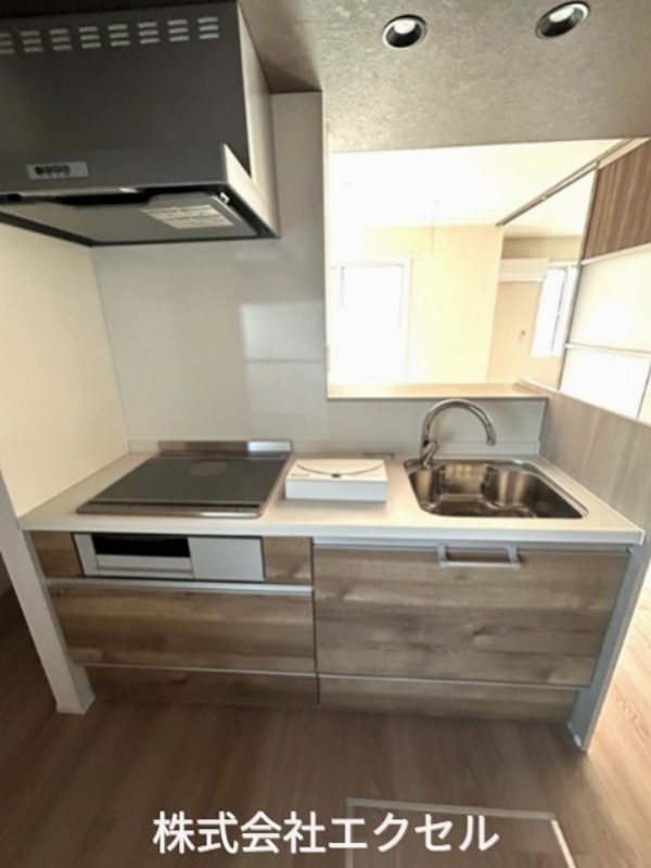 キッチン　同型施工イメージです。