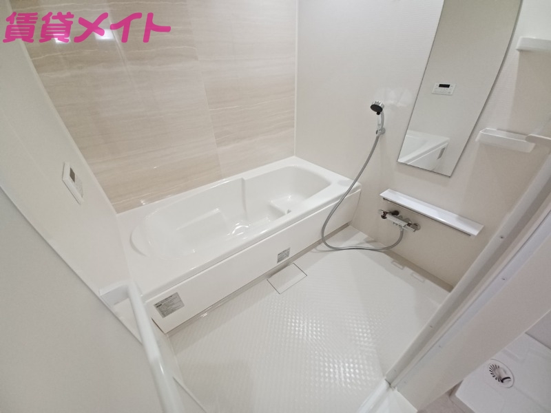 バス・シャワールーム　同型タイプ画像