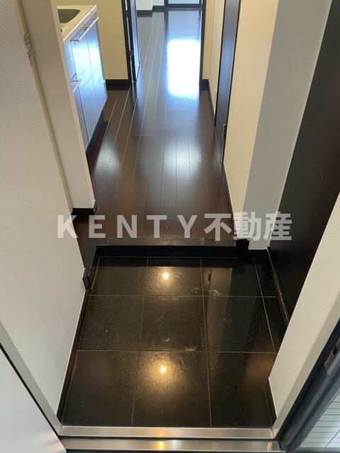 玄関　収納もある玄関です