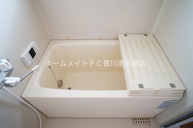 バス・シャワールーム　同型別部屋写真