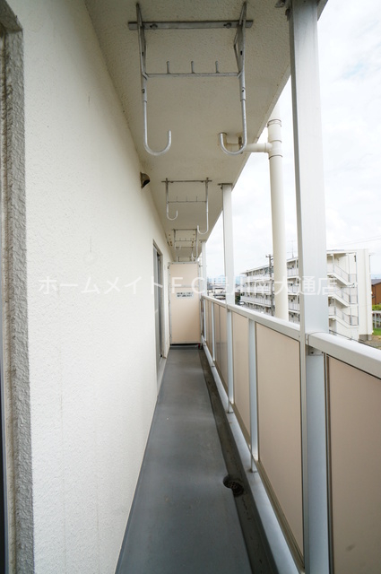 バルコニー　同型別部屋写真