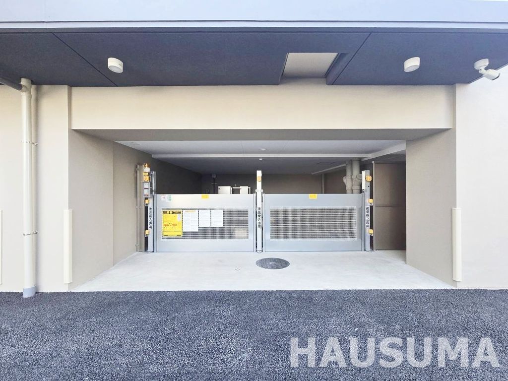 駐車場　駐車場