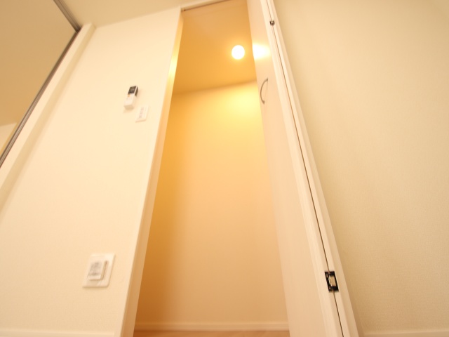 収納　※別室の参考写真の為、現況優先です。