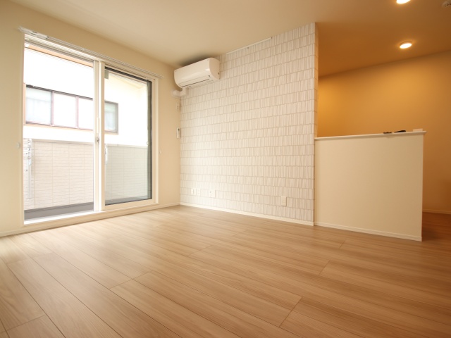 居室・リビング　※別室の参考写真の為、現況優先です。