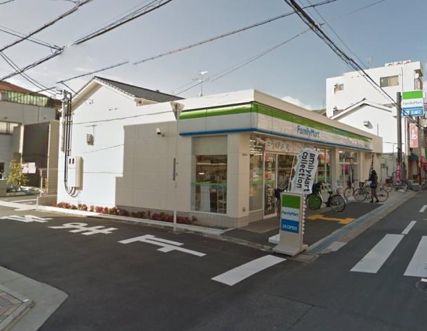 コンビニ　ファミリーマート（コンビニ）まで393m