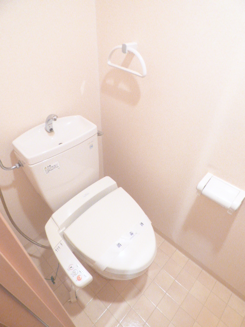 トイレ　ウォシュレットです☆