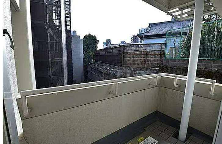 バルコニー　西麻布ガーデン