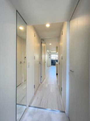 玄関　★見学予約受付中★