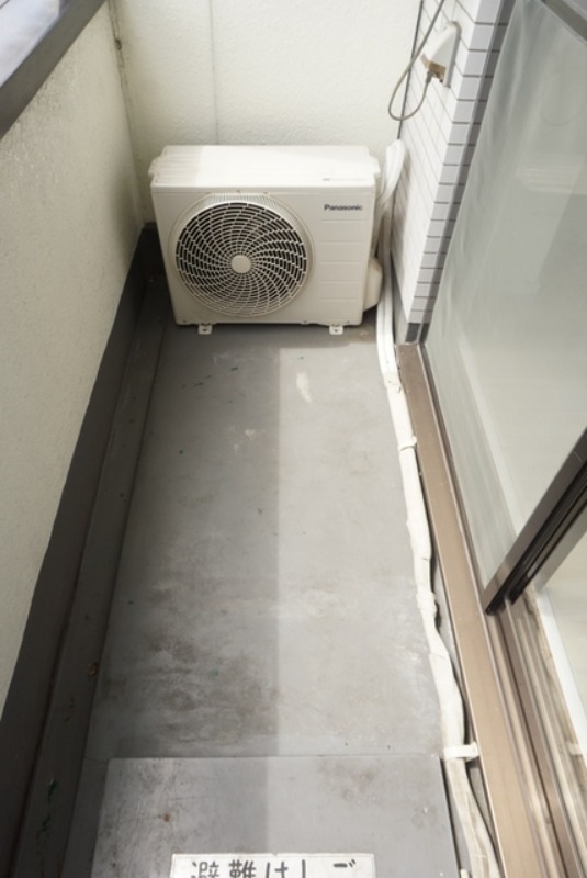 バルコニー　図面と現状に相違がある場合には現状を優先