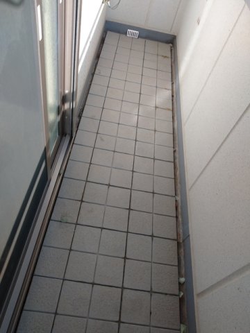 バルコニー　※別号室の写真になります。