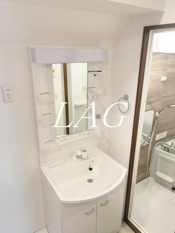 洗面設備　洗面台です。