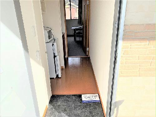 玄関　シューズボックスあり。