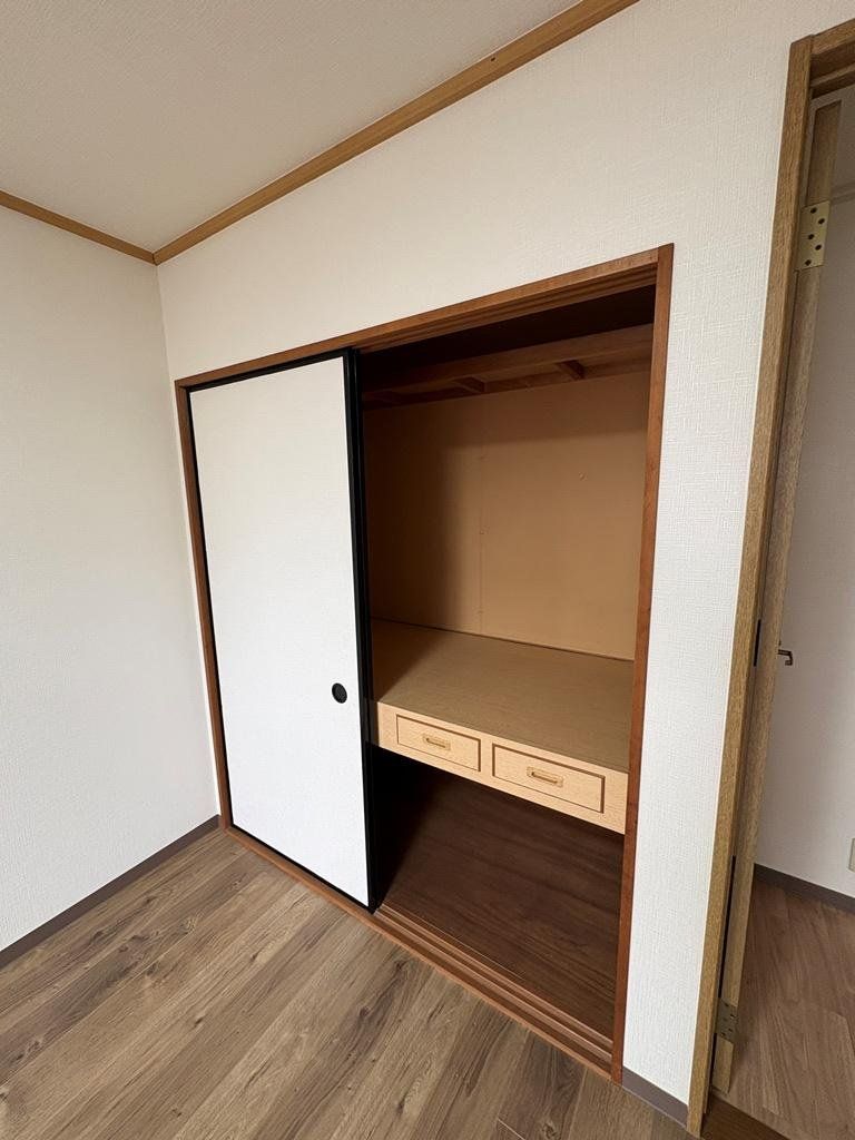 収納　お布団やお洋服の収納も出来ます