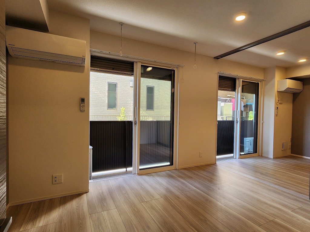 その他部屋・スペース　全室エアコン完備　省エネ効果のあるペアガラス採用