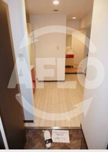 玄関　インペリアル新町　玄関