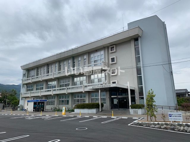 役所　南アルプス市役所（役所）まで631m