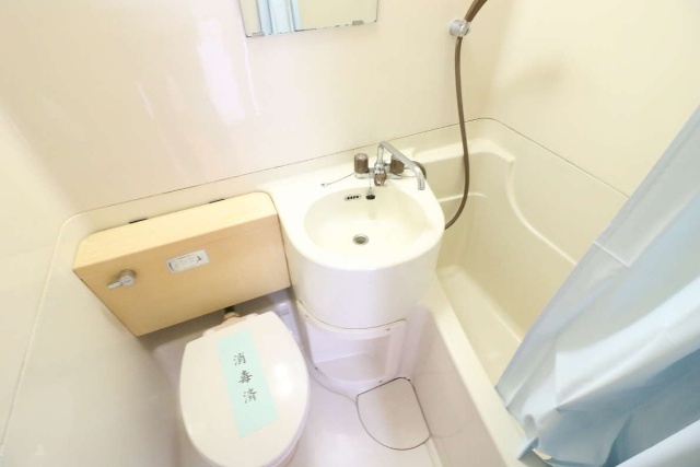 バス・シャワールーム　※同物件別号室の参考写真です。